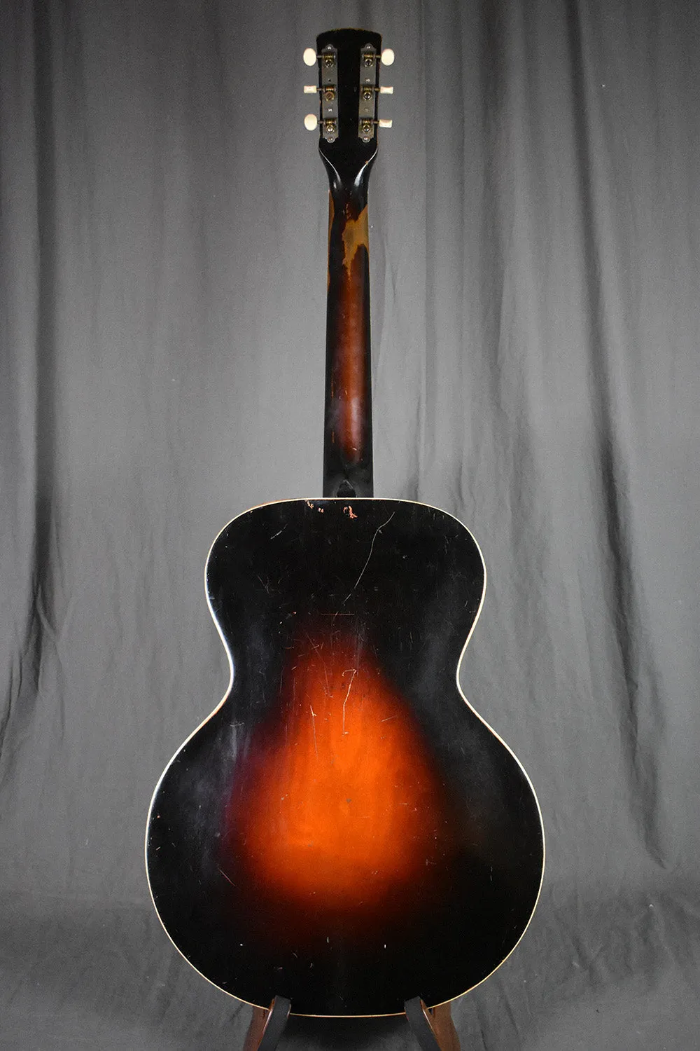 1935(c.) Harmony Valencia Archtop
