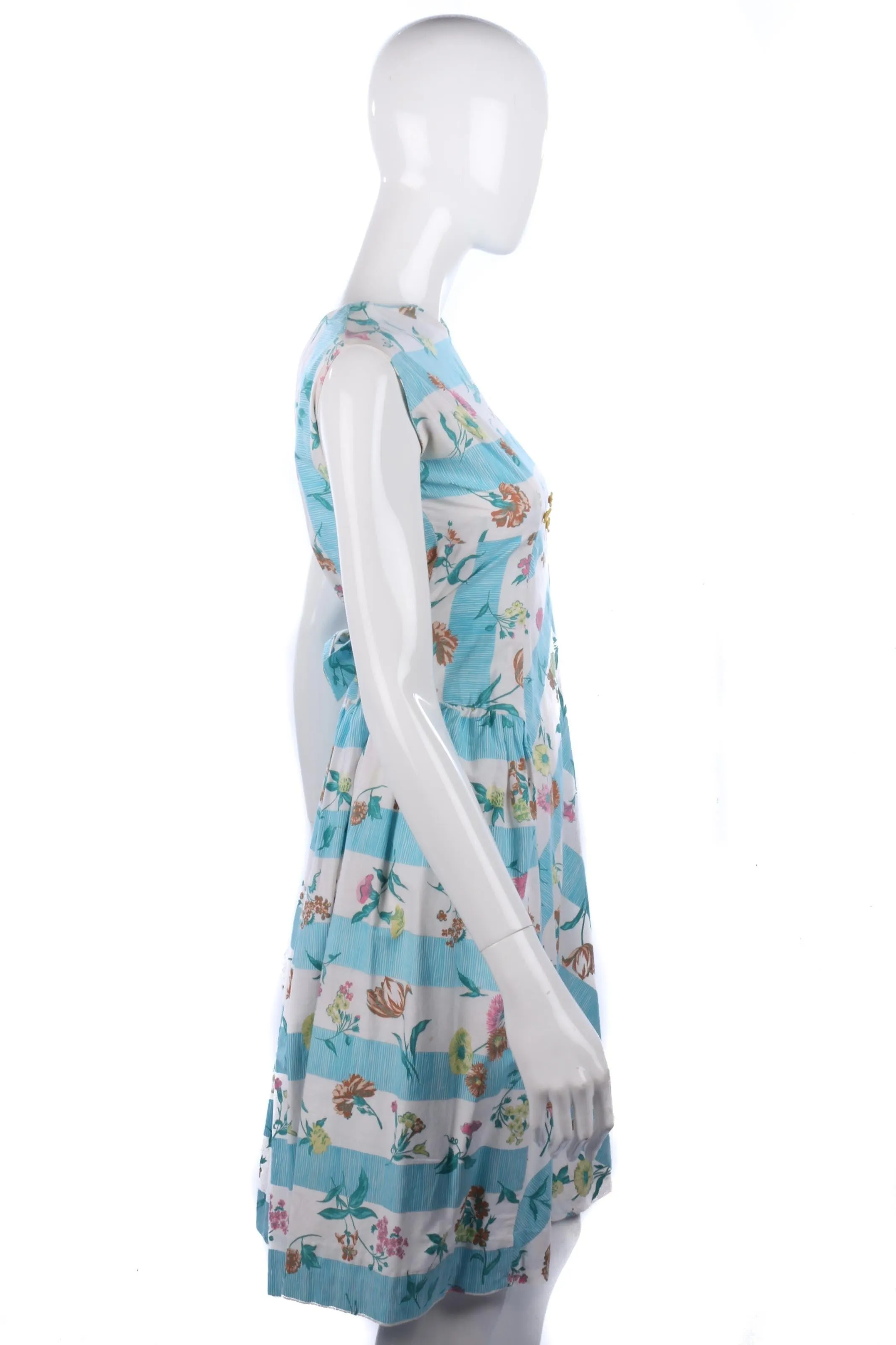 Vintage 1950's floral cotton blue and white dress size 10