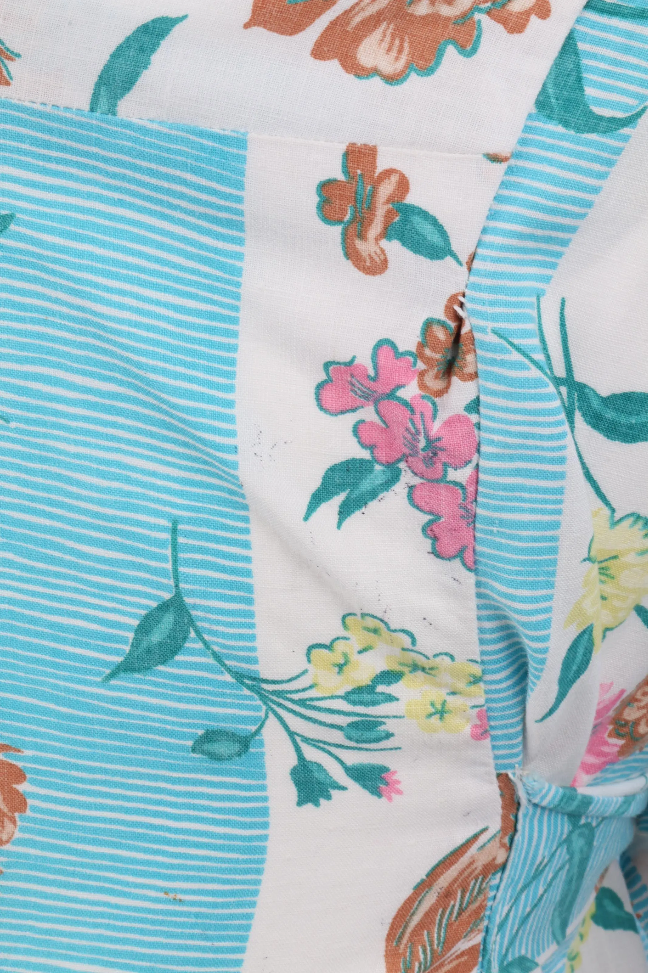 Vintage 1950's floral cotton blue and white dress size 10