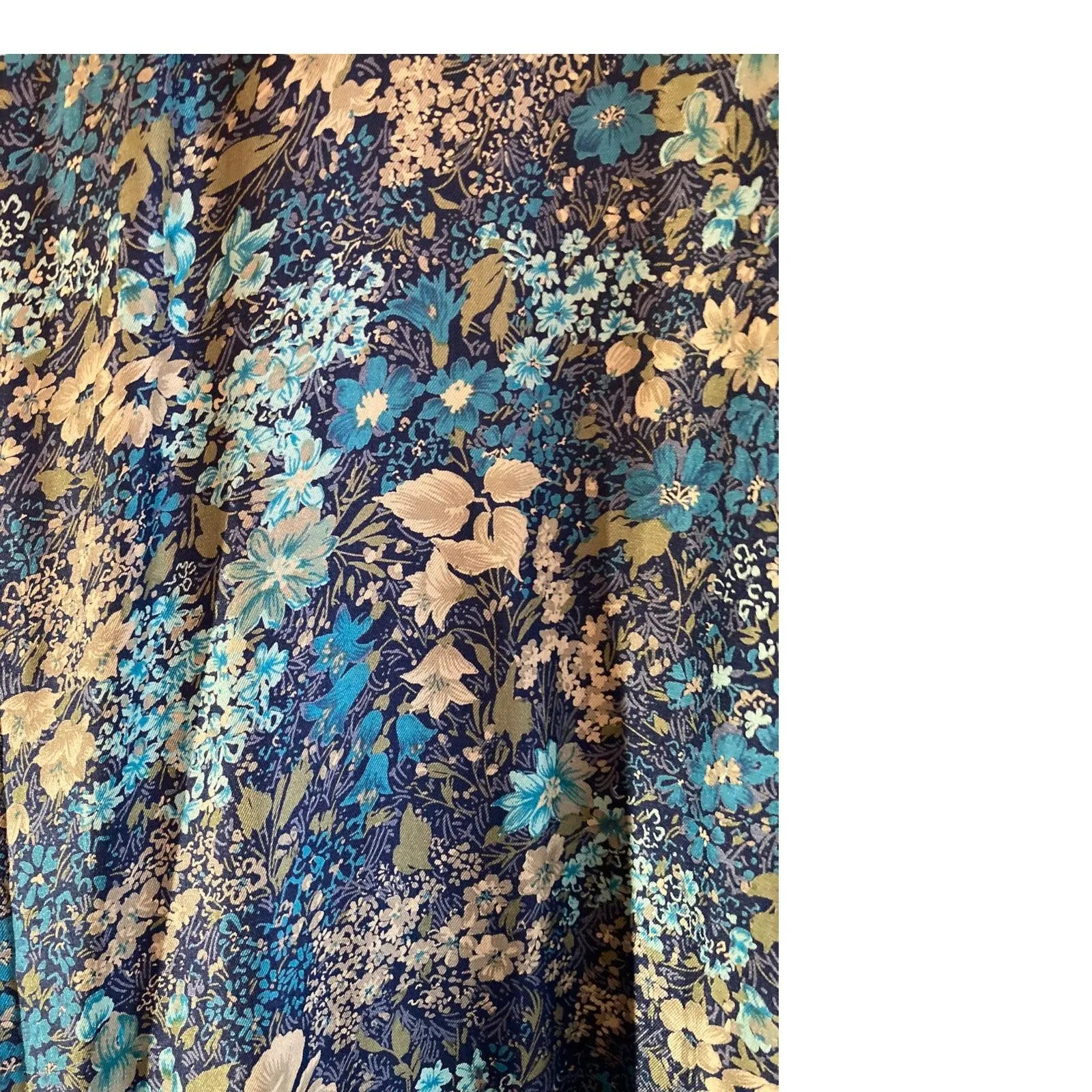 Vintage Blue Floral Long Sleeved dress UK Size 16